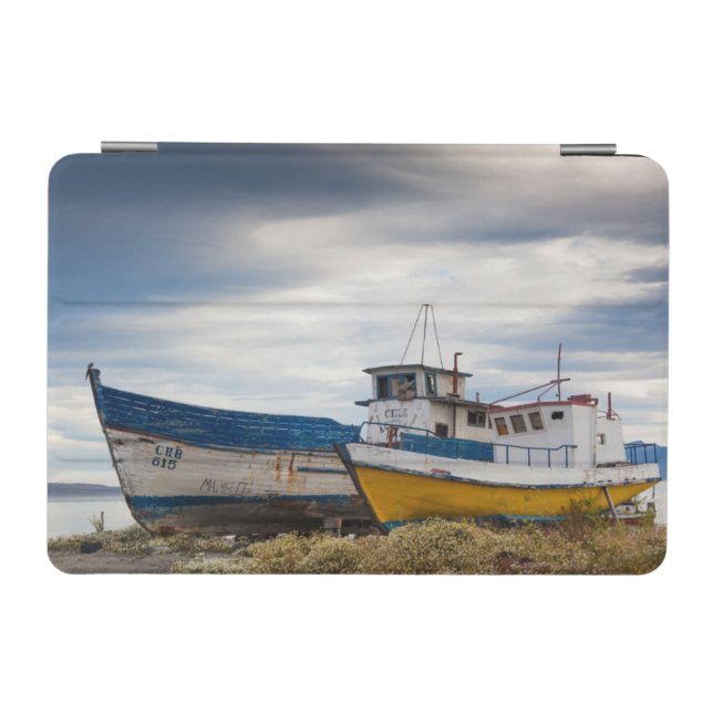 Fishing boats iPad mini cover (Horizontal)