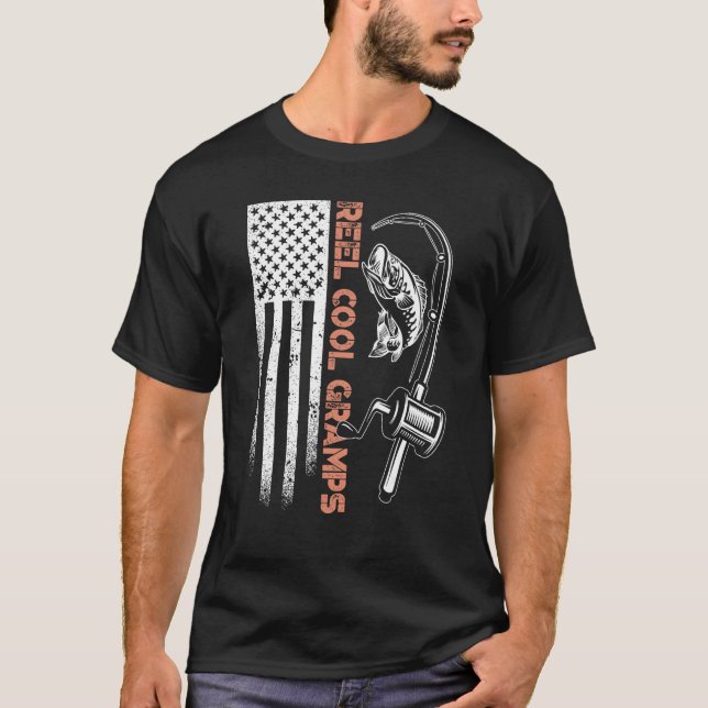 Fishing Camouflage American Flag Fish Reel cool Gr T-Shirt (Front)