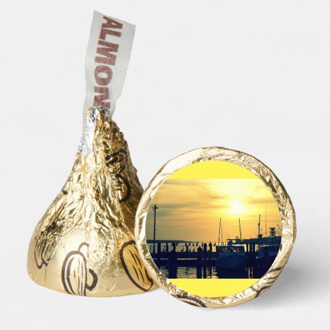 Fishing Pier Hershey's Kisses Hershey®'s Kisses® (Front)