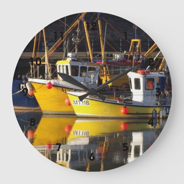 Fishing trawlers large clock (Front)