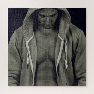 Fit man with muscles jigsaw puzzle