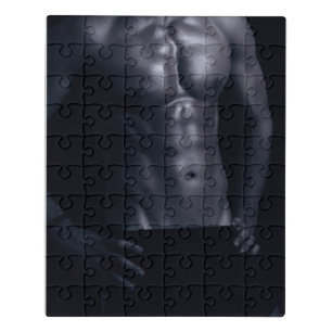 Fit man with muscles jigsaw puzzle