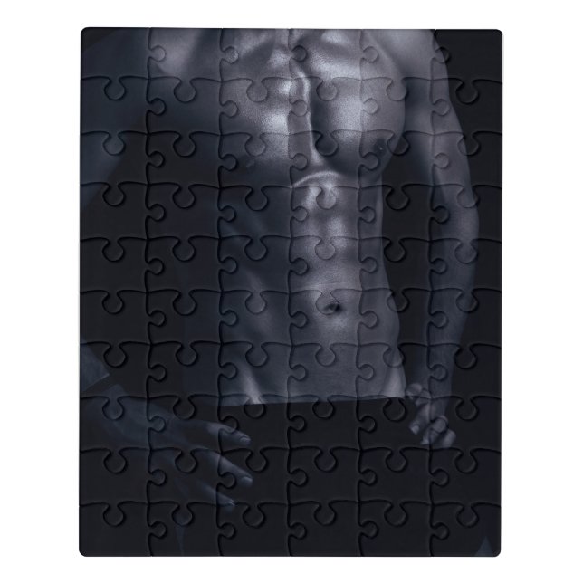 Fit man with muscles jigsaw puzzle (Puzzle Vertical)