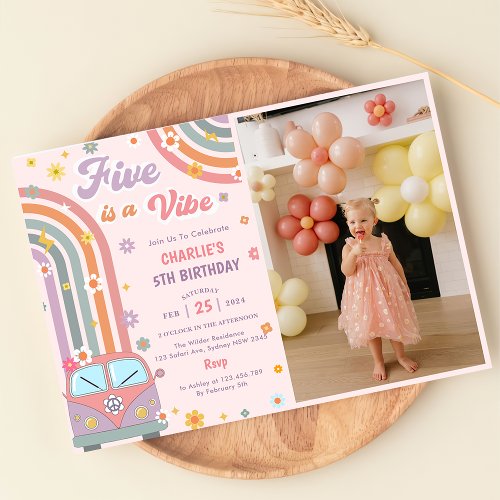 Five Is A Vibe Groovy Retro Daisy Birthday Photo  Invitation