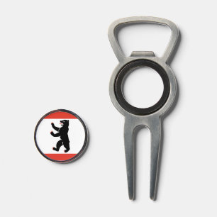 Flag of Berlin Divot Tool