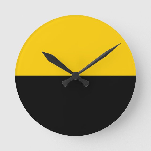 Flag of IJsselstein Round Clock (Front)