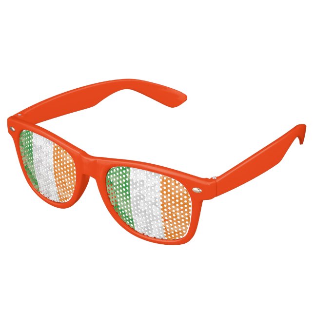 Flag of Ireland with shamrocks pattern Retro Sungl Sunglasses (Angled)
