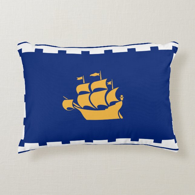 Flag of Quebec City Accent Pillow (Front)