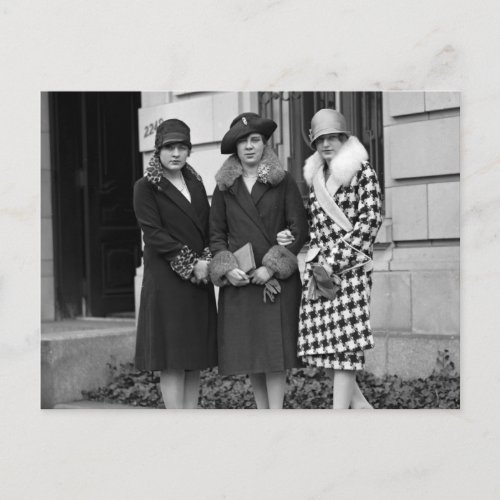 Flapper Girls Cloche Hats 1920s Postcard