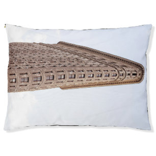Flatiron building pet bed