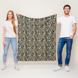 Fleece Blanket - Tiled Knit Leaf Pattern