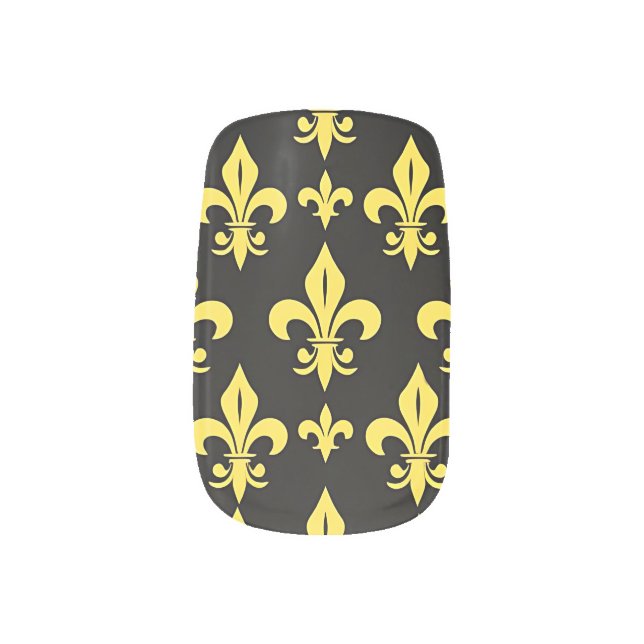 fleur de lis Minx Nail Art (Left Thumb)