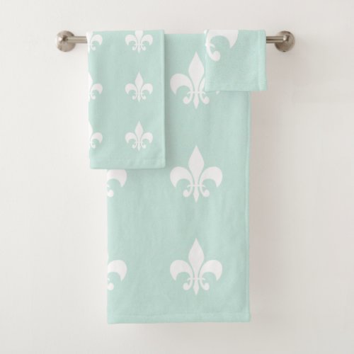 Fleur de Lis Pastel Seafoam Bath Towels