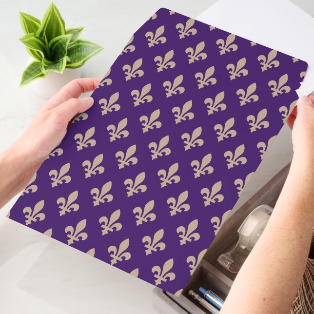 Fleur de Lis Pattern, French, Royal, Cream, Purple Envelope Mailers (Desk)