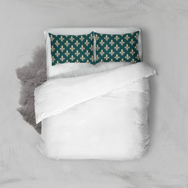 Fleur de Lis Pattern, Royal French Cream on Green Pillow Case (Creator Uploaded)