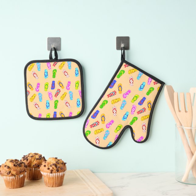 Flip Flop Pattern Oven Mitt & Pot Holder Set (Insitu(Hanging))
