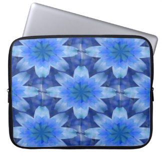 Floating love en Bleu..... Laptop Sleeve