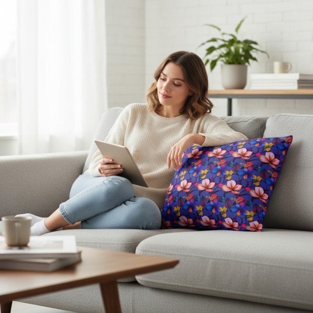 Floral Accent Pillow (Creator Uploaded)