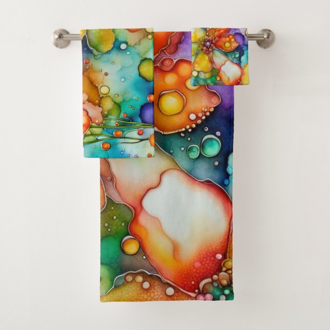 Floral and Bubbles Abstract Bath Towel Set (Insitu)