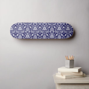 Floral And Glamour Seamless Pattern So Cute Skateboard