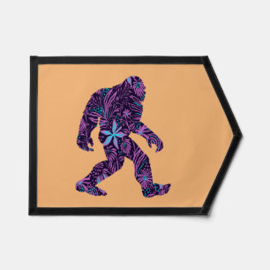FLORAL BIGFOOT PENNANT