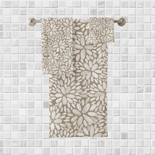 Floral Bloom Watercolor Pattern Bath Towel Set