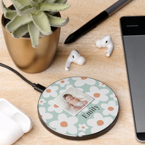 Floral daisy boho retro turquoise orange cute gift wireless charger 