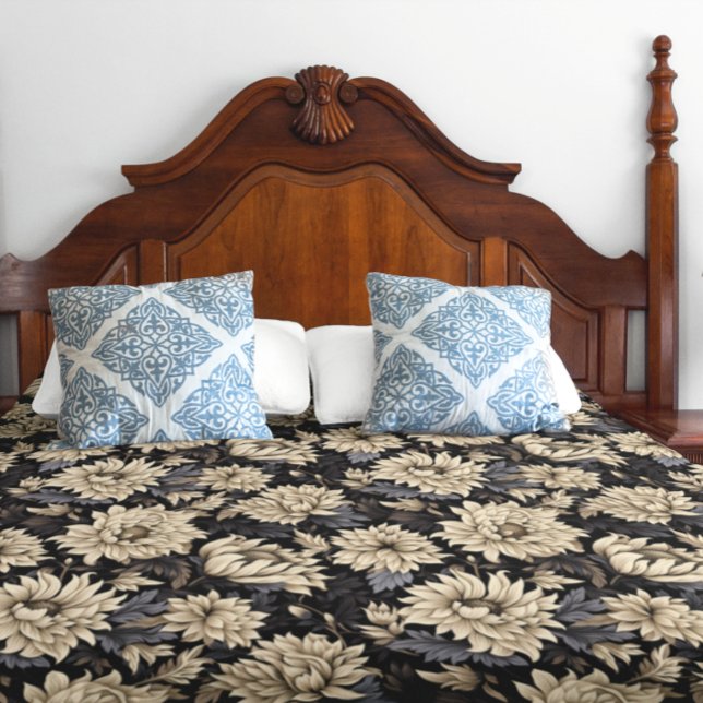 Floral Design  in the William Morris Style Duvet Cover (Creator Uploaded)