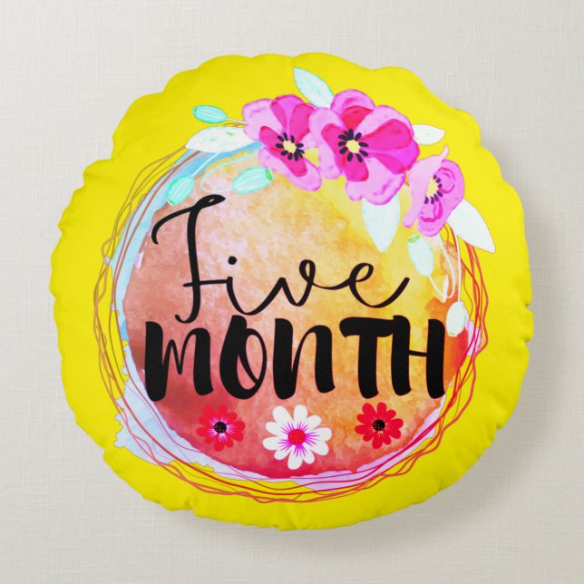 Floral Five Month Old Baby Milestone Label Round Pillow (Front)