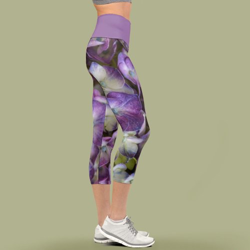 Floral Hydrangea Purple Botanical Chic Capri Leggings