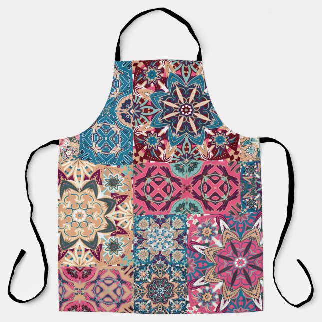 Floral patchwork: vintage checkered pattern. apron (Front)