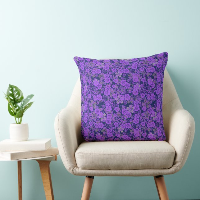 Floral pattern 15.Purple.b DBlue BG Throw Pillow (Chair)