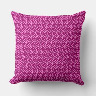 Floral pattern with pink daisy