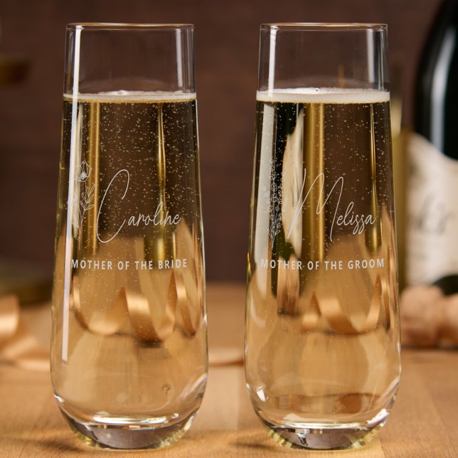 Floral Personalized Mother of the Bride Groom  Stemless Champagne Flute (mother of the bride,etched champagne glass with name,wildflower floral,wedding bridal party gifts)