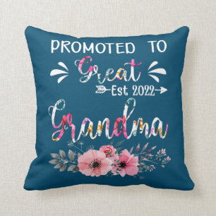 Floral Promoted To Great Grandma 2022 Mothers Day Throw Pillow
