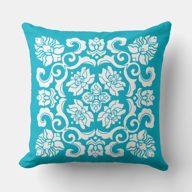 Floral Quilt style pattern pillow (Front)