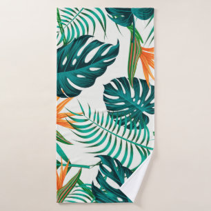 Floral seamless pattern with leaves. tropical back bath towel