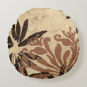 Floral Stencil Design with Tawny Leaves Round Pillow