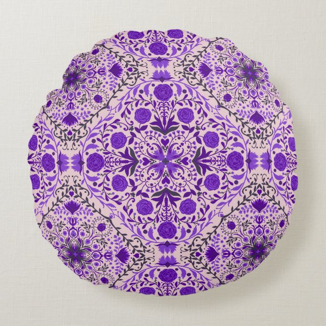 Floral tiles in violet and cotton candy pink round pillow (Front)