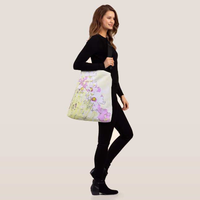 Floral Tote (On Model)