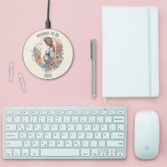 Floral Watercolor Expecting Mommy to Be Wireless Charger (Creator Uploaded)