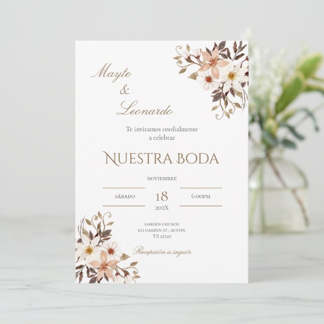  Floral wedding invitation in Spanish (Standing Front)