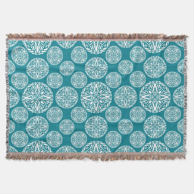 Floral winter snowflake throw blanket (Front)