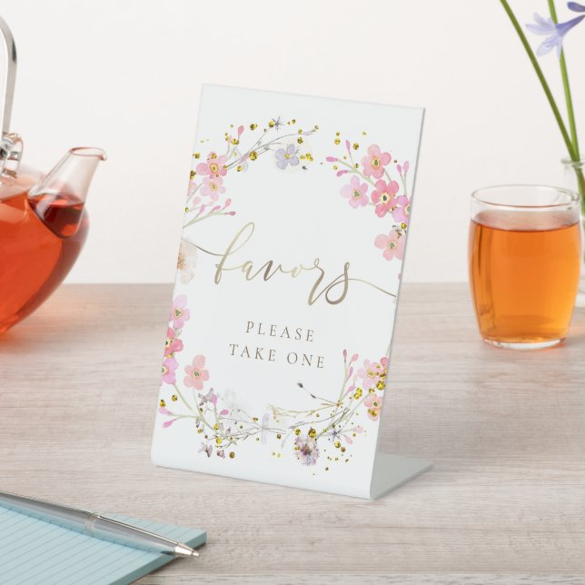 floral wreath favors pedestal sign (In SItu)