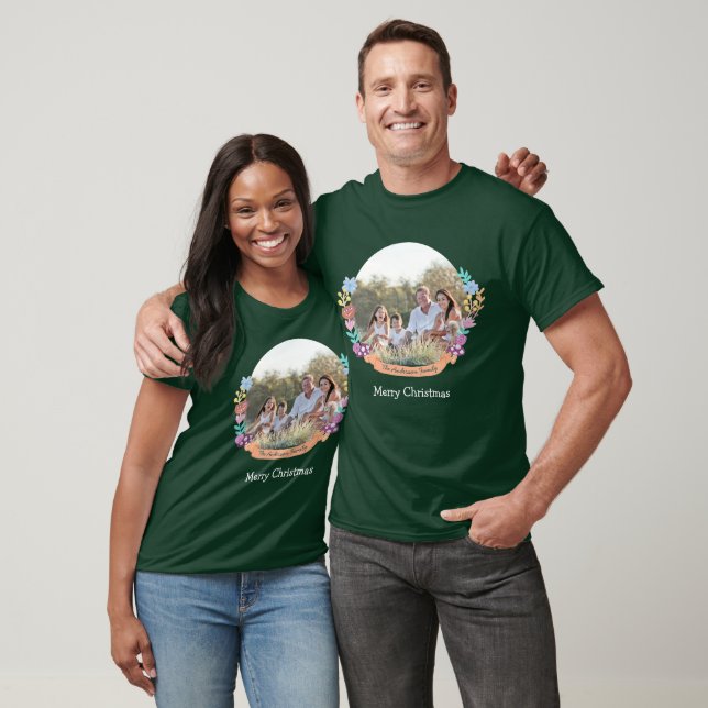 Floral Wreath Photo Frame Christmas Green T-Shirt (Unisex)