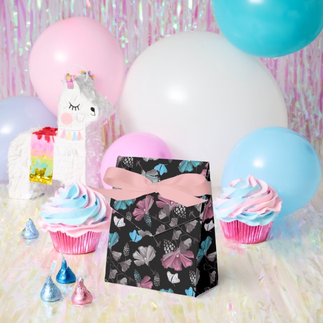 Flower and Butterflies Pattern  Favor Boxes (Party)
