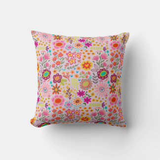 FLOWER BLOOMS THROW PILLOW