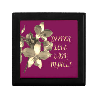 FLOWER GIFT MOM, GRANDMOTHER, DAUGHTER, BOSS LOVER BOX