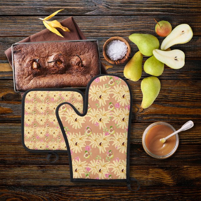 Flower-inspired pears tan oven mitt & pot holder set (Creator Uploaded)