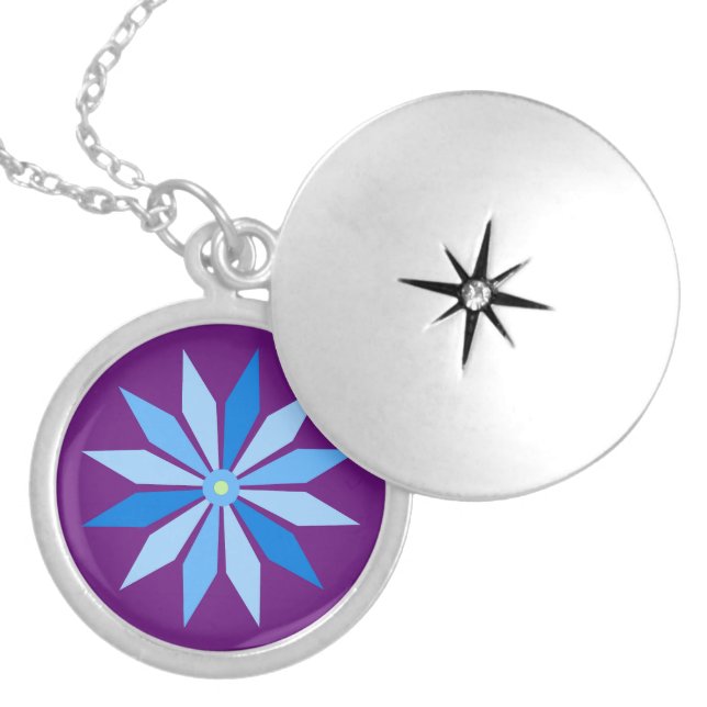 FLOWER NECKLACE FOR GIFT WOMEN , GIRLFRIEND, WIFE (Front)